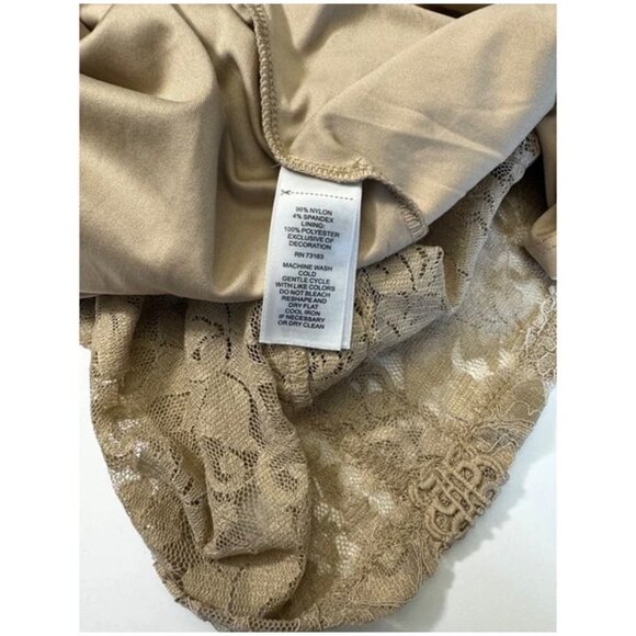 Cable & Gauge Top L Beige Lace Sleeveless High Neck Blouse Ruffle Detail - Picture 5 of 7
